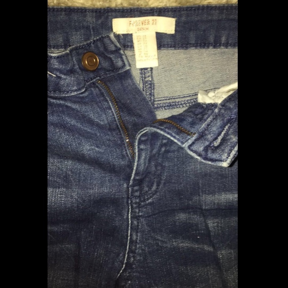 Forever 21 high waisted jeans, rips in the knees